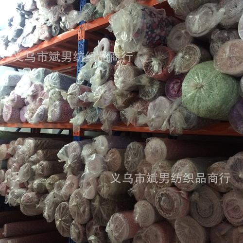 2016新款羽毛印花抱枕 从工厂直供到户外生活的舒适升级